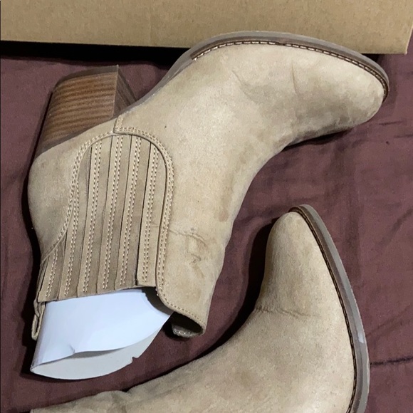 Francesca’s Tan Booties. New Condition! - Picture 8 of 11